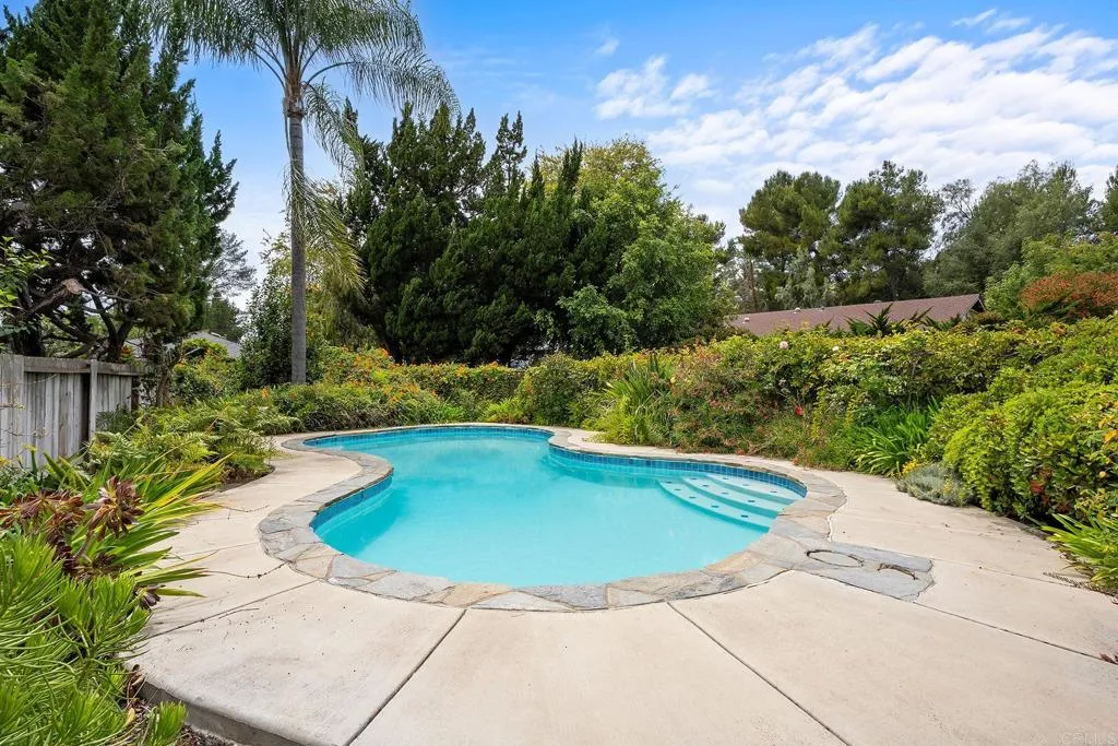https://cdn.realtyfeed.com/cdn/127/306711185/a7dcfc458c9ca3de8bffb6f8adfa70d7.webp
