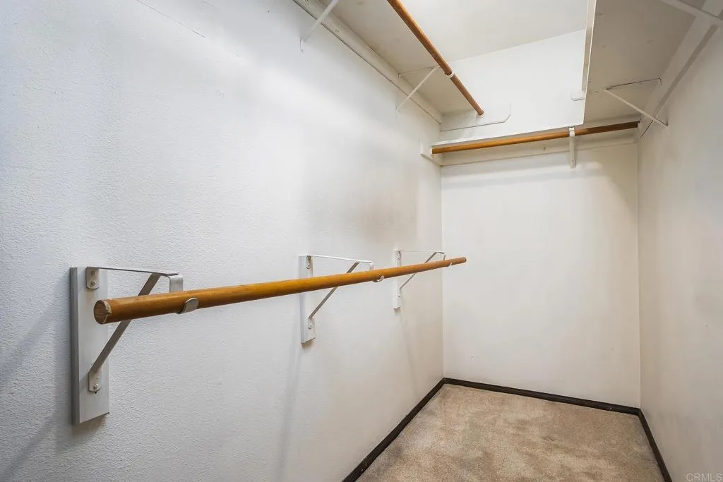 https://cdn.realtyfeed.com/cdn/127/306711185/c56d92e9fcad3d2ab8ae38a858567dd1.webp