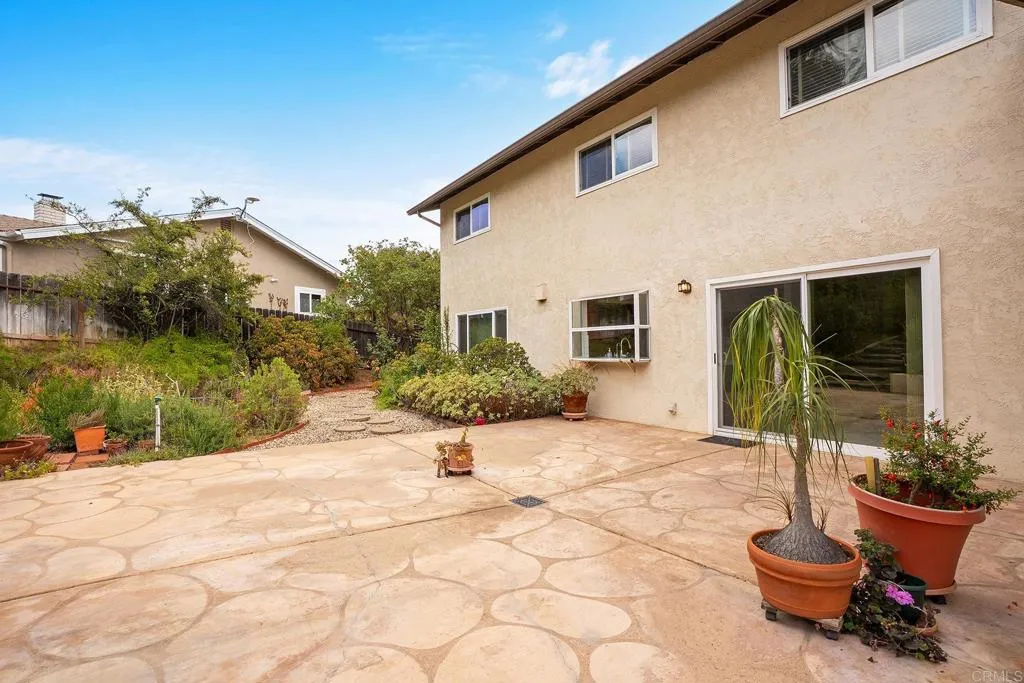 https://cdn.realtyfeed.com/cdn/127/306711185/e5f92fd8d09aee5942539e2d4fb8fc2e.webp