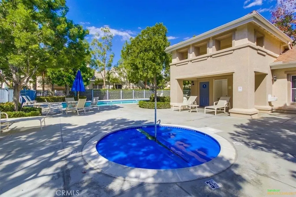 https://cdn.realtyfeed.com/cdn/127/306711199/1a205c8835a64eb8b8a09633310557a0.webp