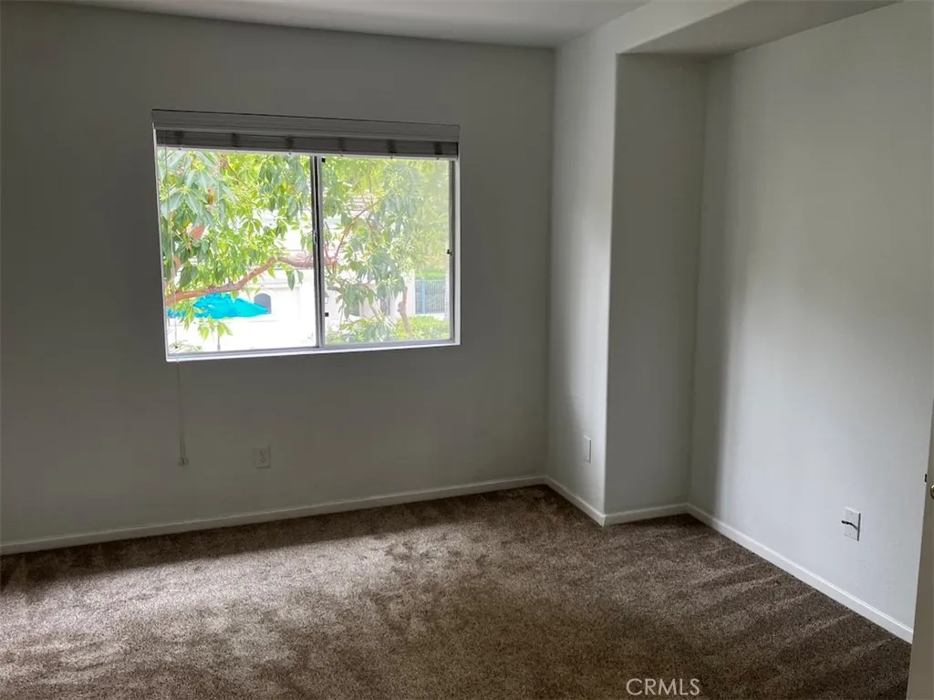 https://cdn.realtyfeed.com/cdn/127/306711199/29e4bc8fe632383adcf8a3aeba1760d8.webp