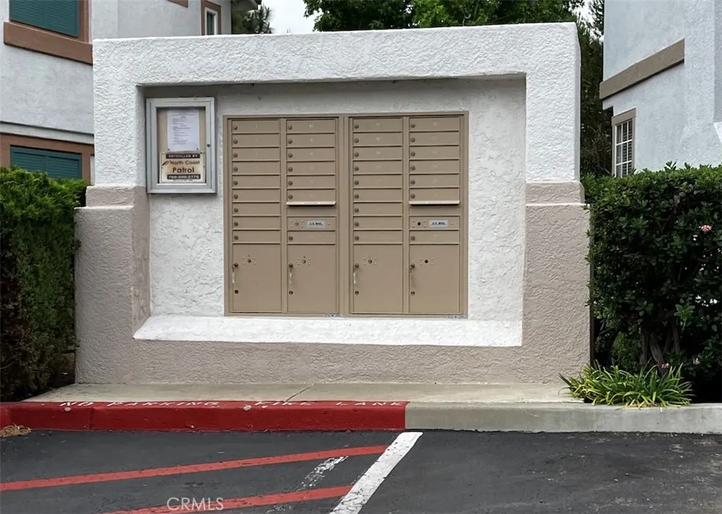 https://cdn.realtyfeed.com/cdn/127/306711199/69ee2ca493ef26419883bc879c33a296.webp