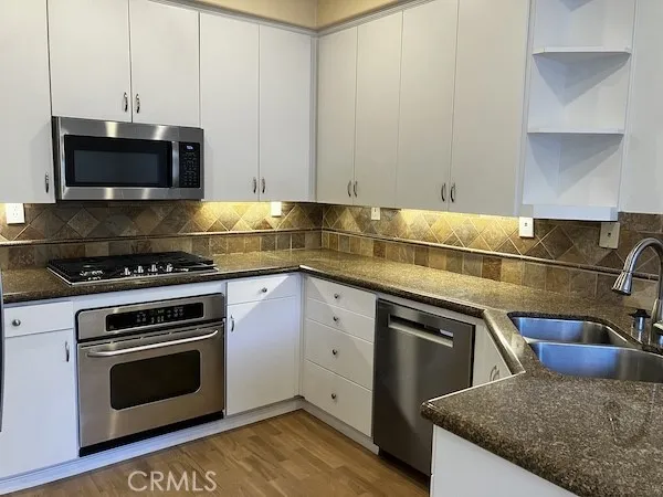 https://cdn.realtyfeed.com/cdn/127/306711199/80a806c5bd7da7ca7179ea82b00b906a.webp