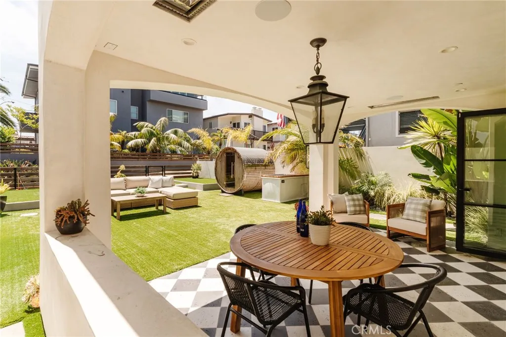 429 20th Street, Manhattan Beach, CA 90266 - Photo 2 of 57, Manhattan Beach, CA