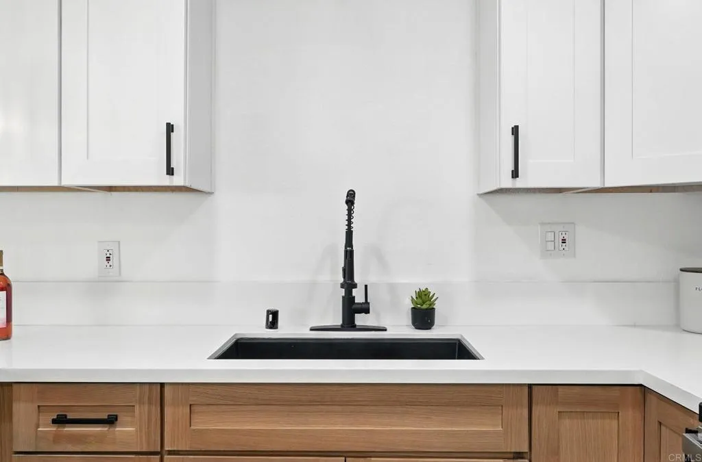 https://cdn.realtyfeed.com/cdn/127/306711213/20a3e81f81b506cb8c2c737a551f1b3f.webp