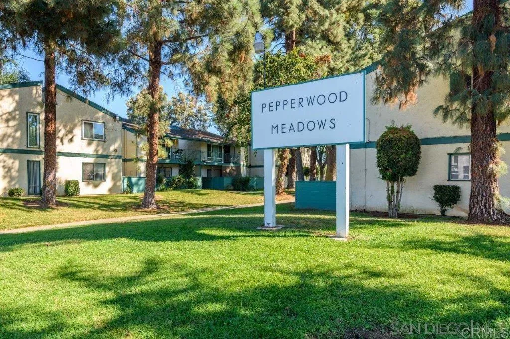 https://cdn.realtyfeed.com/cdn/127/306711213/a0372476c4bc8ddd24800d918b109ae7.webp