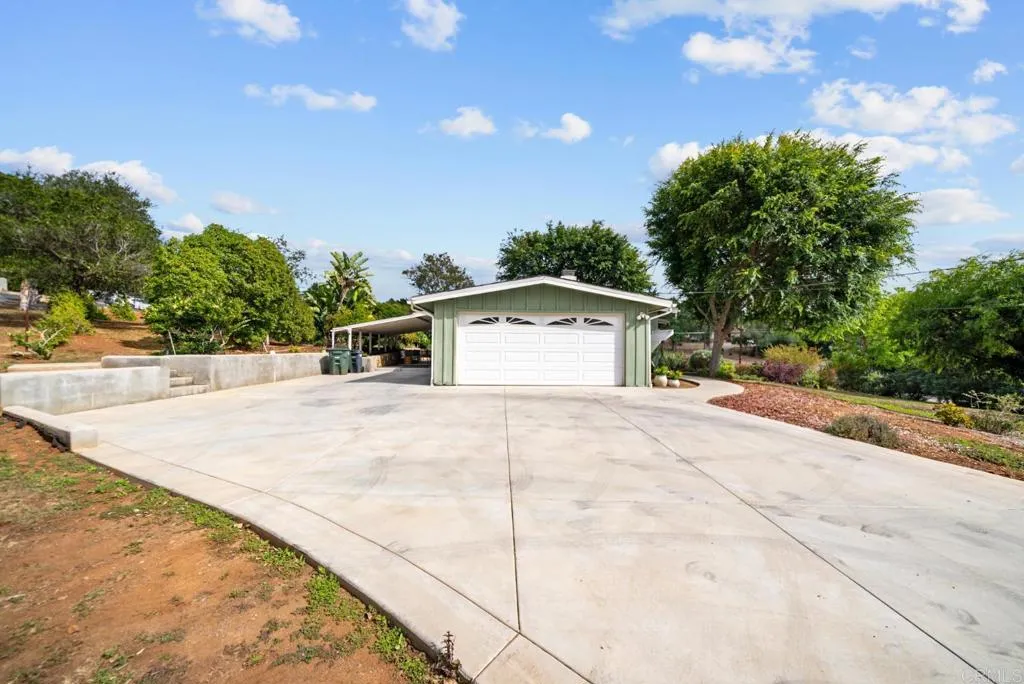 https://cdn.realtyfeed.com/cdn/127/306711221/a3fcba7b0bfb4cfc8e7075fed5319634.webp