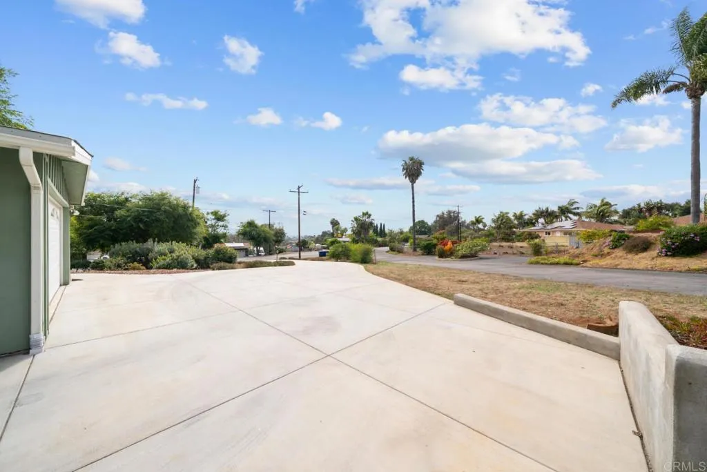 https://cdn.realtyfeed.com/cdn/127/306711221/ed3051e73c175e71b55e6bf410859922.webp
