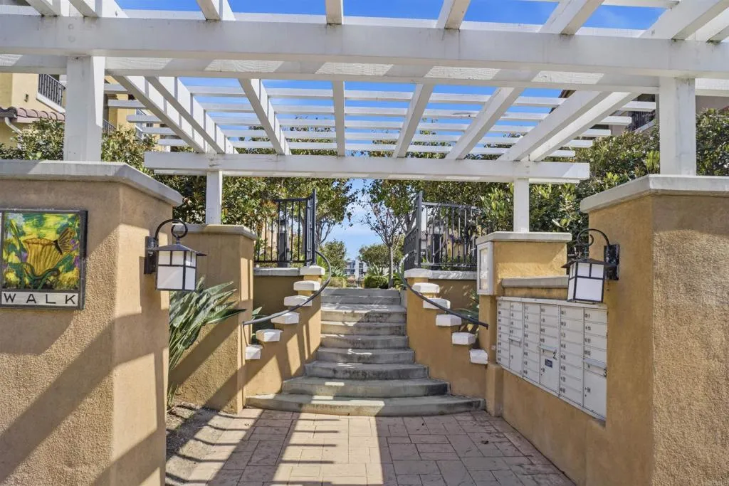 https://cdn.realtyfeed.com/cdn/127/306711237/3b1211dce8085b51c49df63d11c8b75a.webp