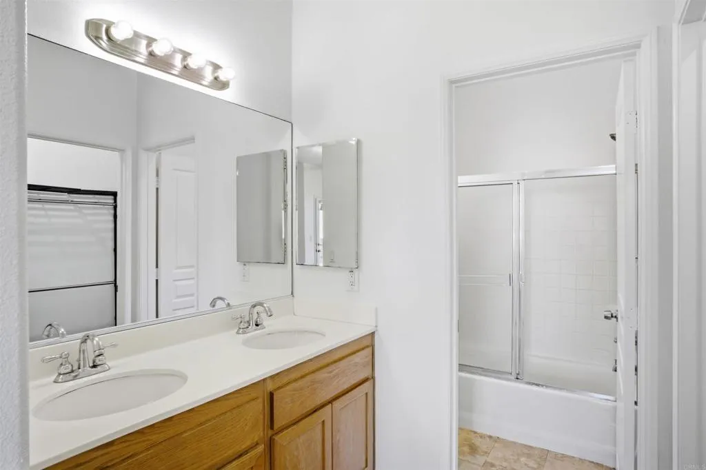 https://cdn.realtyfeed.com/cdn/127/306711237/4aa54b42a090206b6bea239667d825ca.webp