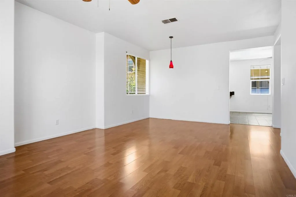 https://cdn.realtyfeed.com/cdn/127/306711237/ef55985b909e7dafbad9e719a030183c.webp