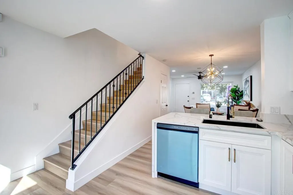 https://cdn.realtyfeed.com/cdn/127/306711239/bf5bd440f212875af1e4abcc3b5cb91d.webp
