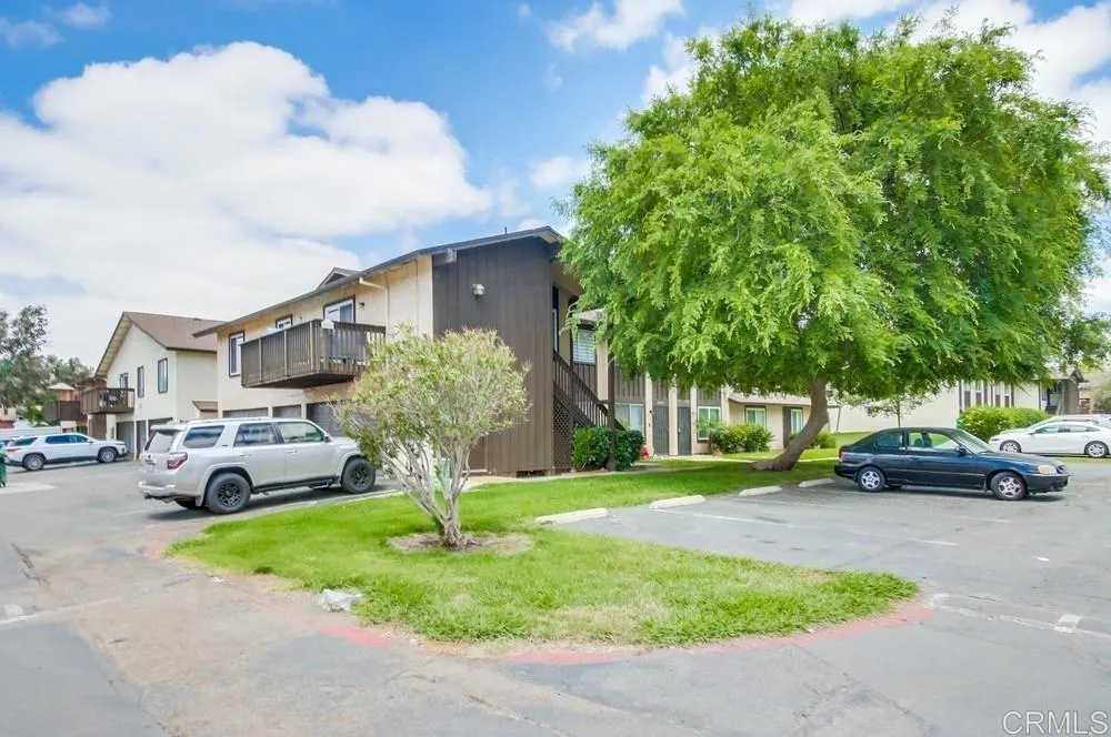 https://cdn.realtyfeed.com/cdn/127/306711239/c1ddfffbb5ce09953faf4b2c700c3ed9.webp