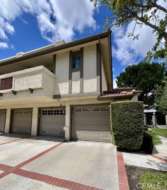 25231 Tanoak