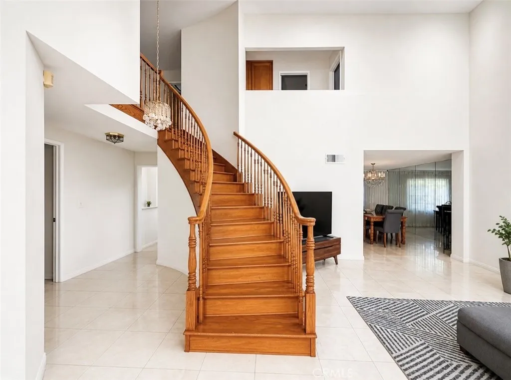 Tarzana, CA 91356
