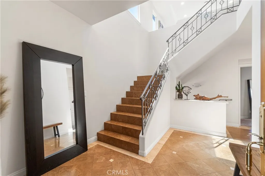 709 N. Lucia Ave Unit B, Redondo Beach, CA 90277 - Photo 3 of 40, Redondo Beach, CA