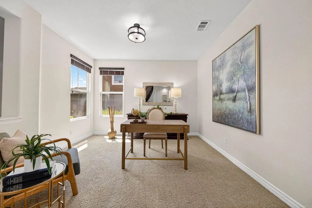 https://cdn.realtyfeed.com/cdn/127/306711353/09c39077961e0a5271996ff01a8b498b.webp