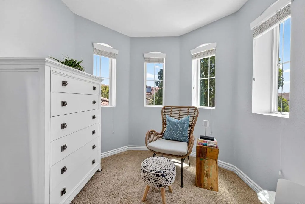 https://cdn.realtyfeed.com/cdn/127/306711353/20a42b1a093f38a4c73c6337680c7198.webp
