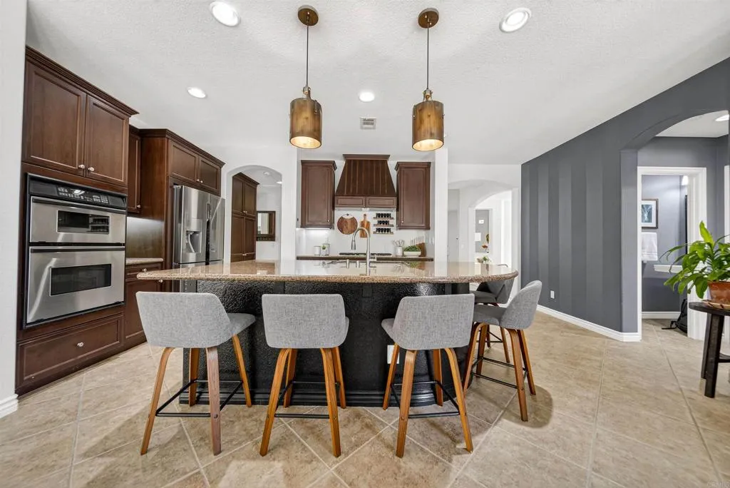 https://cdn.realtyfeed.com/cdn/127/306711353/3e4d8d156f39cb2a7075f78cc4f726f3.webp
