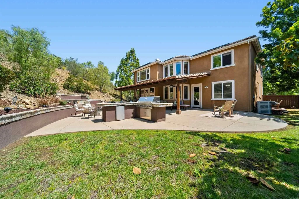 https://cdn.realtyfeed.com/cdn/127/306711353/649f3a8eb185f2e7bdd3f9e3dab7042a.webp
