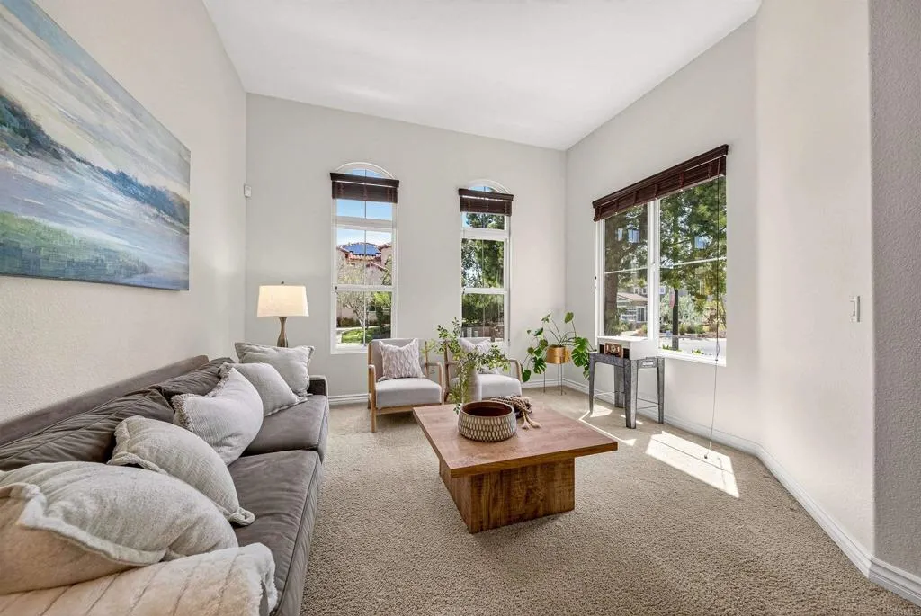 https://cdn.realtyfeed.com/cdn/127/306711353/797492e57ea91eecf5cdc1dd76c203f5.webp