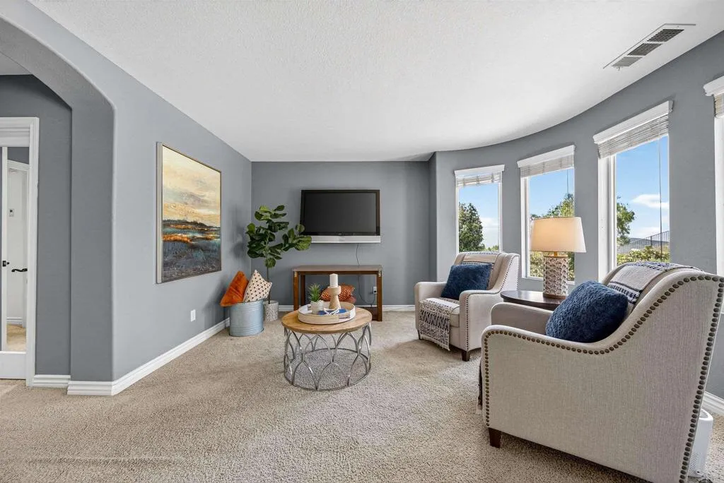 https://cdn.realtyfeed.com/cdn/127/306711353/a600f85ce3598a5654995414ca1e6988.webp