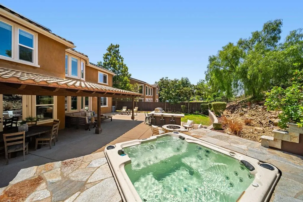 https://cdn.realtyfeed.com/cdn/127/306711353/c0756e6e00250a116ac8c5a7fce00219.webp