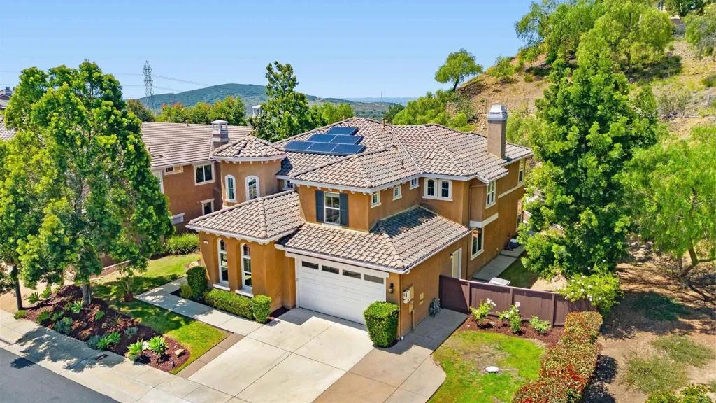 https://cdn.realtyfeed.com/cdn/127/306711353/c3a9a306613df8f002c88654bd6c3439.webp
