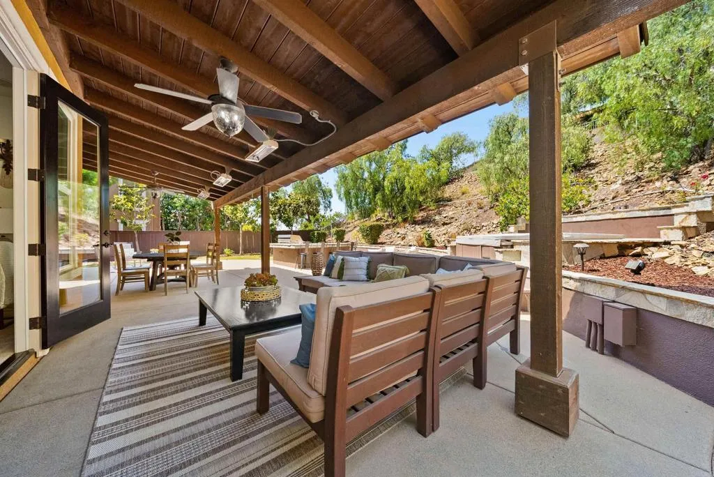 https://cdn.realtyfeed.com/cdn/127/306711353/db0b5ff7804a68037731ba3f6c74d231.webp