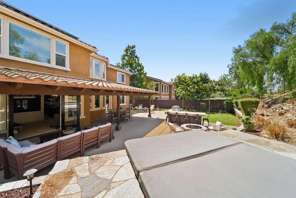 https://cdn.realtyfeed.com/cdn/127/306711353/e422b3ff9f16a9f27698c979ed88a3d9.webp