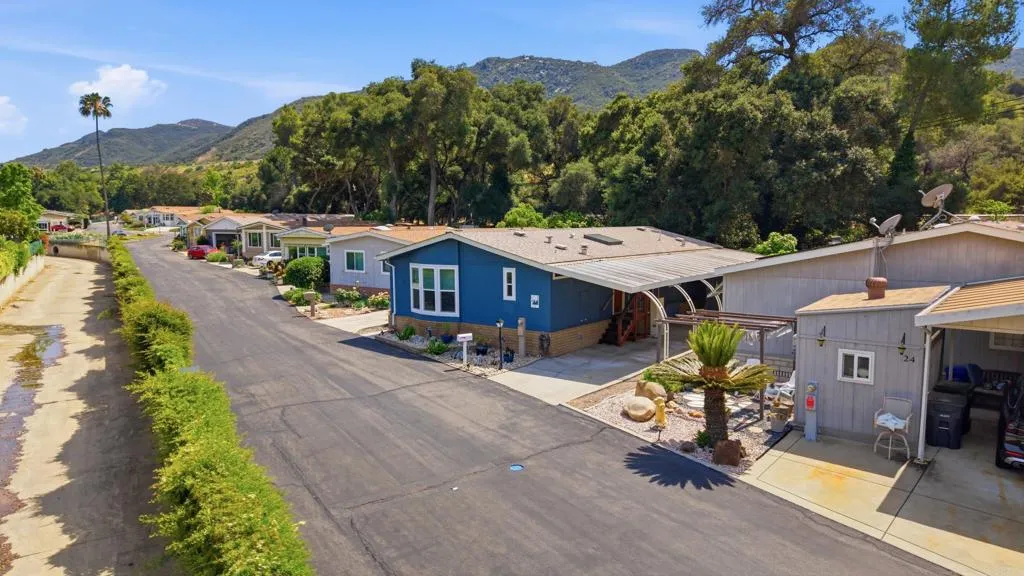 https://cdn.realtyfeed.com/cdn/127/306711431/3cd0113a121cb58b02e76e303c32324a.webp