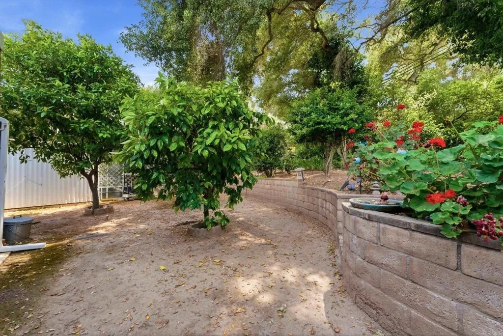 https://cdn.realtyfeed.com/cdn/127/306711431/fdc4c01272d3cb06bc0a4e278b79d9e1.webp
