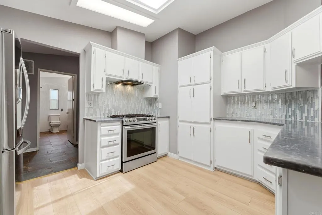 https://cdn.realtyfeed.com/cdn/127/306711431/ff1a9ff3c0df6e5c170873d0f8789af0.webp