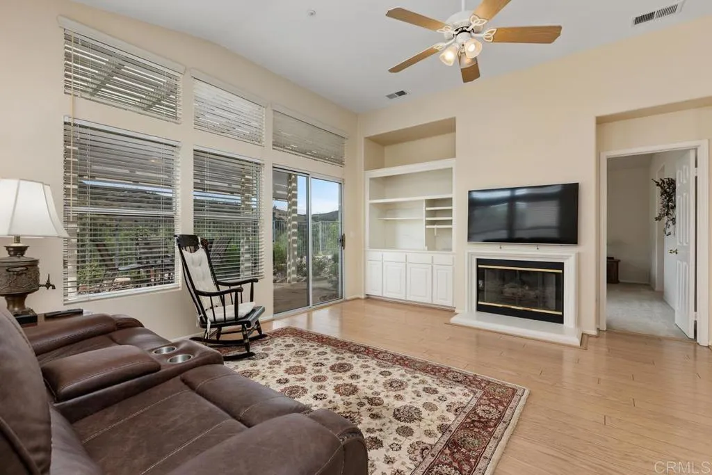 https://cdn.realtyfeed.com/cdn/127/306711447/ea0999a323a1319cc1359c9b2f415b25.webp