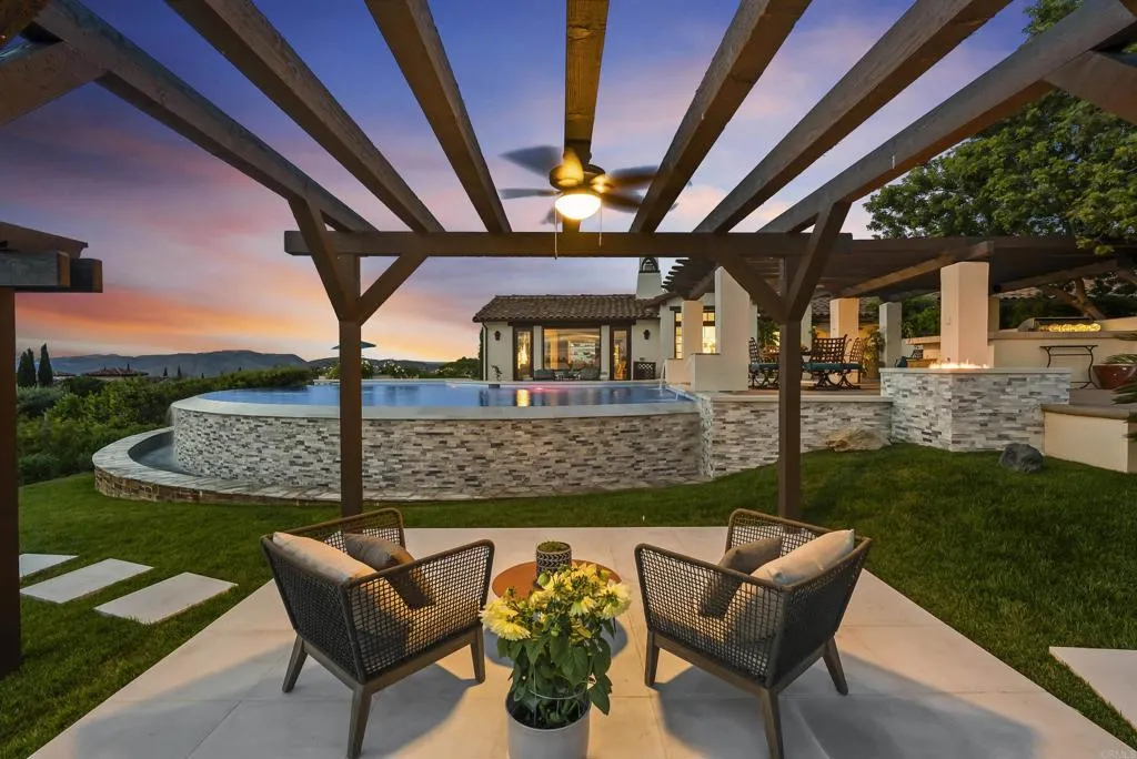 https://cdn.realtyfeed.com/cdn/127/306711458/137ecb0b7cac6dc2410e5cd3ed505337.webp