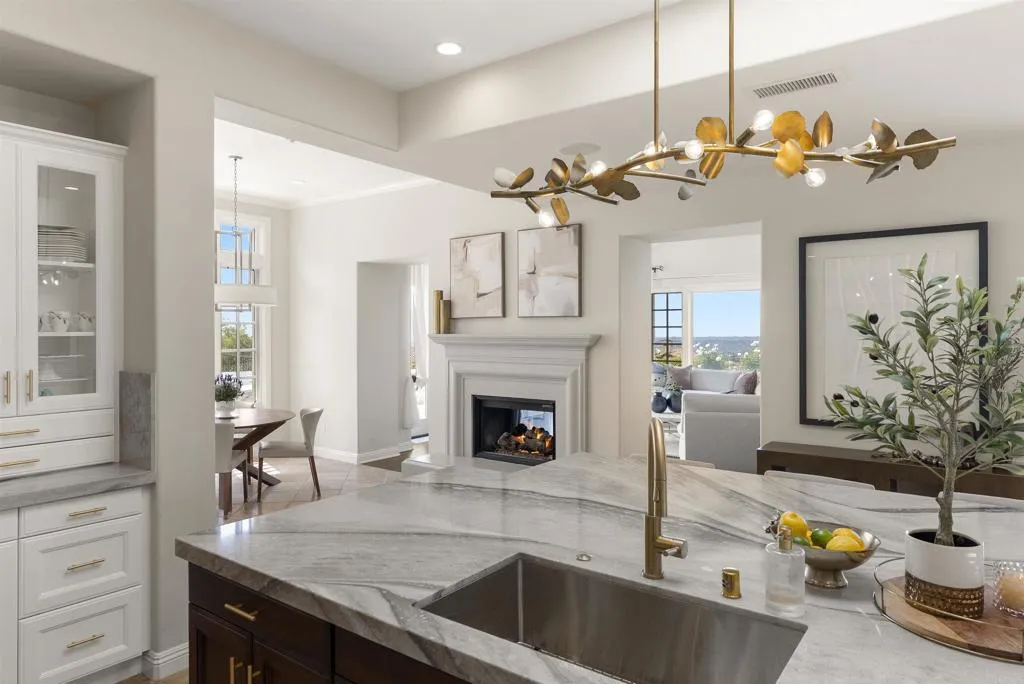 https://cdn.realtyfeed.com/cdn/127/306711458/3feb4486fbd616788bbd78c82982fe8e.webp