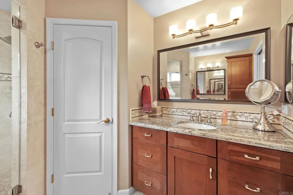 https://cdn.realtyfeed.com/cdn/127/306711497/cc501ebc0e8f81fb50af5f0cd1f04cd3.webp