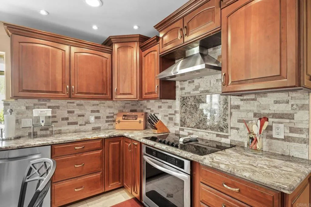 https://cdn.realtyfeed.com/cdn/127/306711497/da433359c440fc86790709d4c96c0662.webp