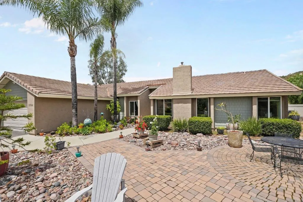 https://cdn.realtyfeed.com/cdn/127/306711497/f978f33a1533d41ba228976b9803fd12.webp