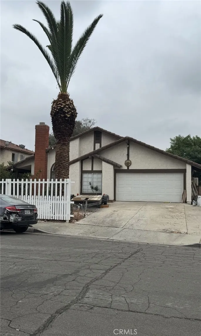 25595 Cedarbrook, Moreno Valley, CA 92553 - Main photo, Moreno Valley, CA
