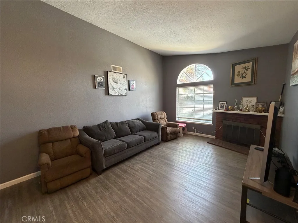 25595 Cedarbrook, Moreno Valley, CA 92553 - Photo 4 of 7, Moreno Valley, CA