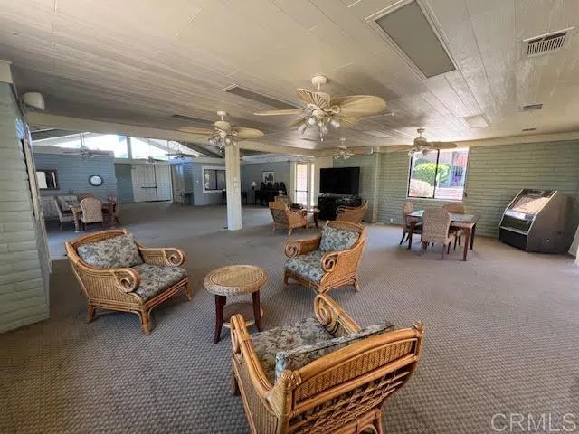 https://cdn.realtyfeed.com/cdn/127/306711508/00c3af36df2d74954668181ea8c0dad6.webp