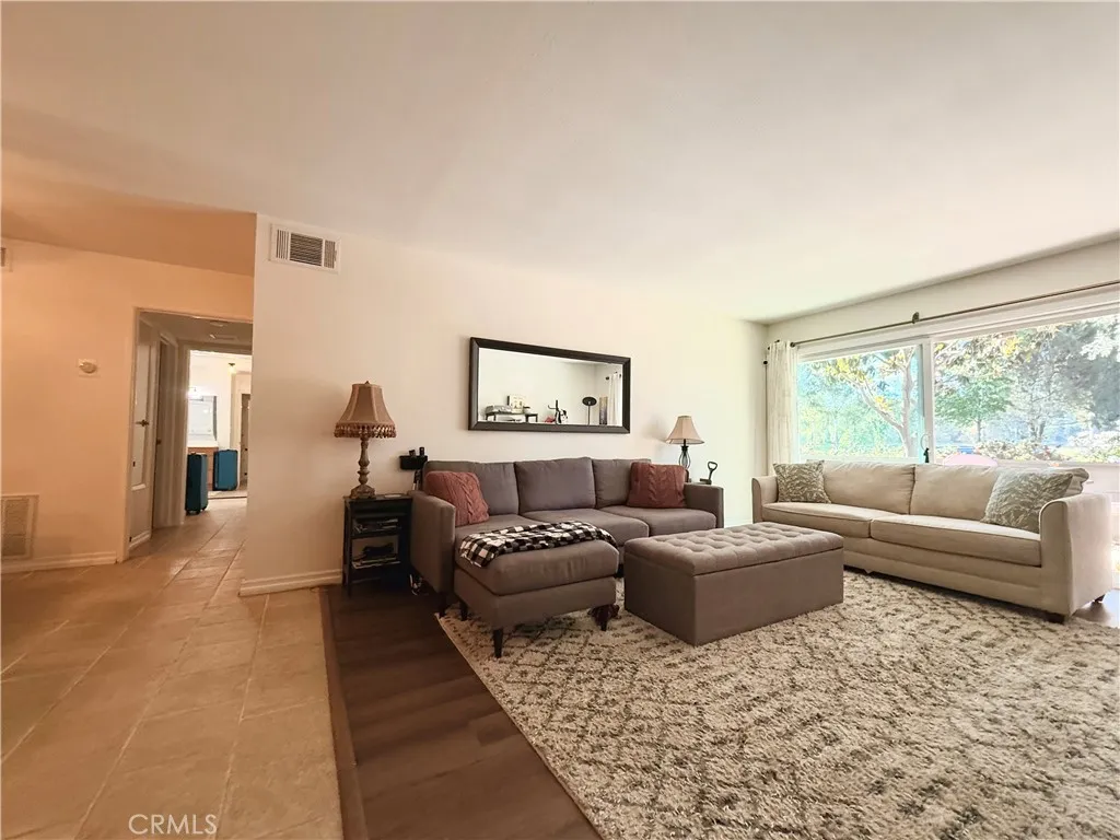 Valencia, CA 91355