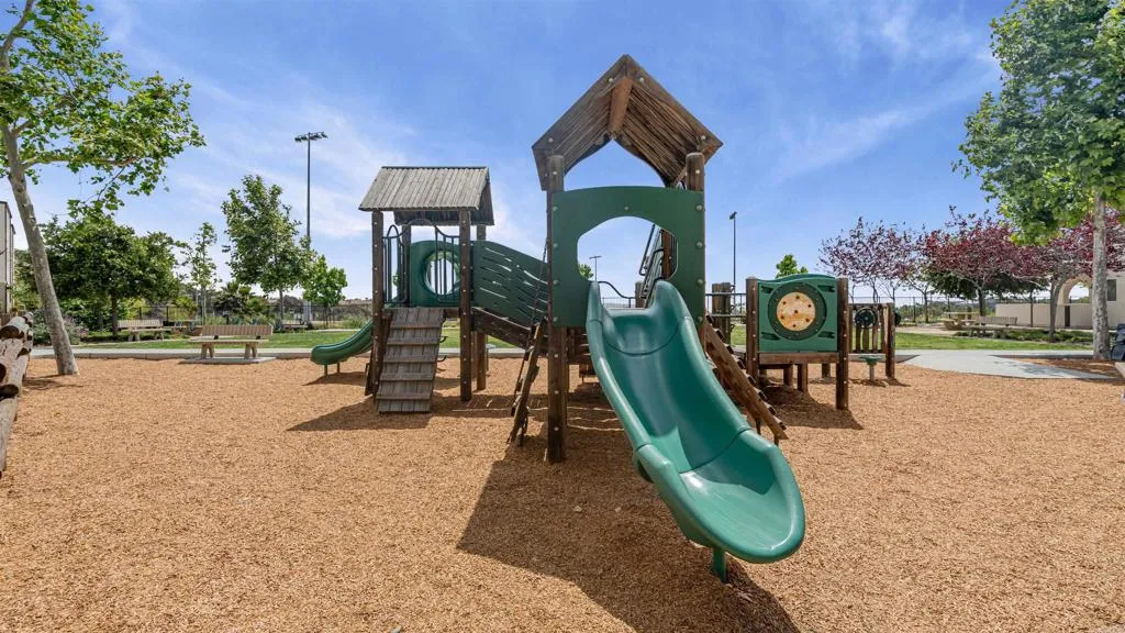 https://cdn.realtyfeed.com/cdn/127/306711535/04f55e2bfe3f888e9ec0bd67b2b641ec.webp