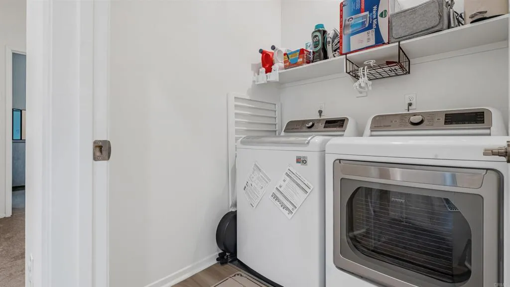 https://cdn.realtyfeed.com/cdn/127/306711535/916fdf32a461955df562a3bc11cf9f05.webp