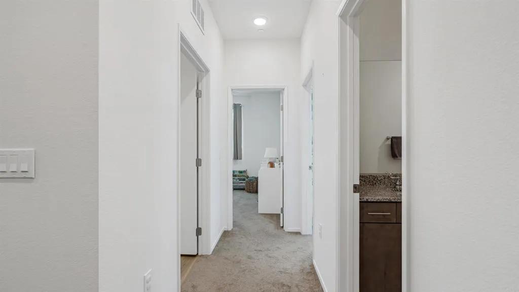https://cdn.realtyfeed.com/cdn/127/306711535/ee8fce8d3358e5a5659160e0d740d4ed.webp