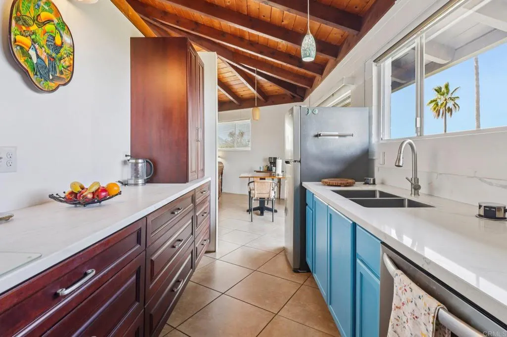 https://cdn.realtyfeed.com/cdn/127/306711597/3133161eb3de13c258e69b438af0bbd6.webp