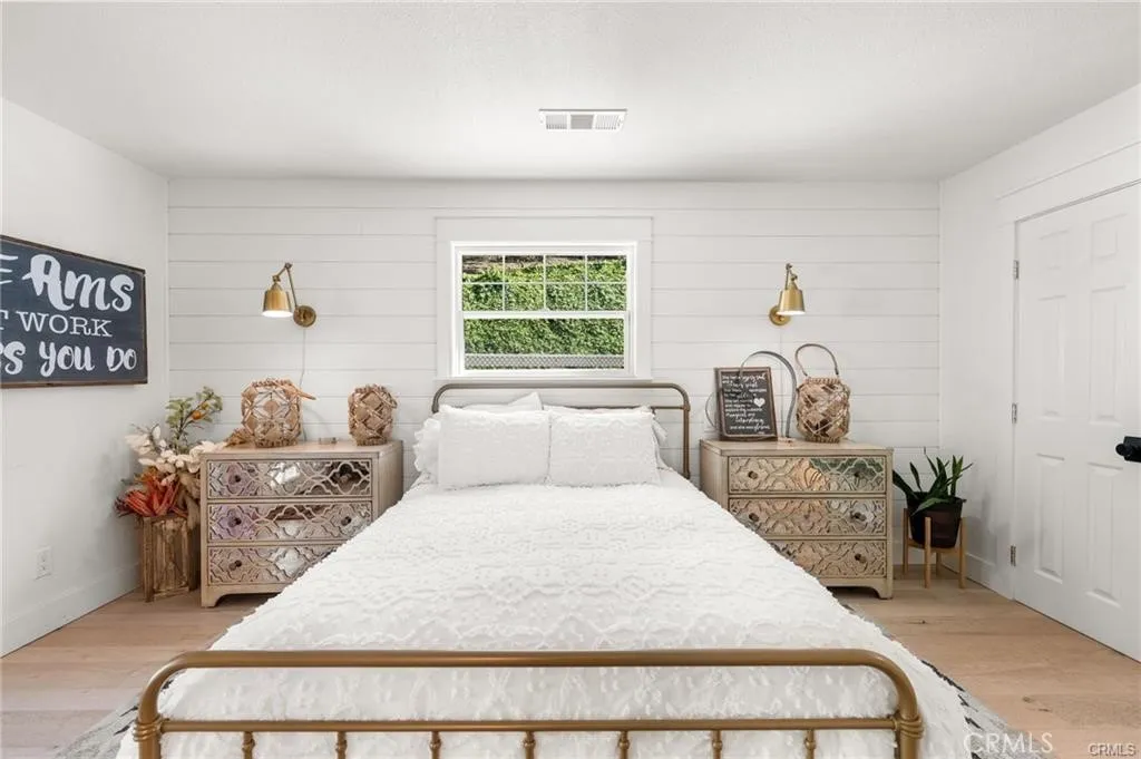 https://cdn.realtyfeed.com/cdn/127/306711604/2b8d811cab30aadd71a3e08aecd654cd.webp