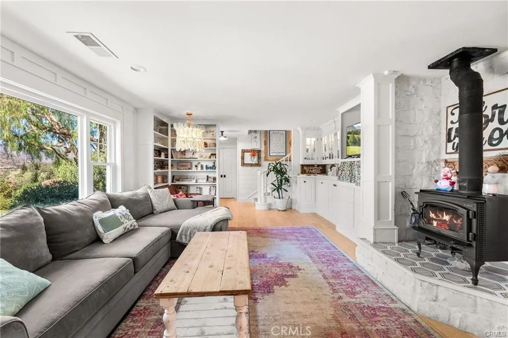 https://cdn.realtyfeed.com/cdn/127/306711604/48aede1b5eb485e371590f2d09a13531.webp