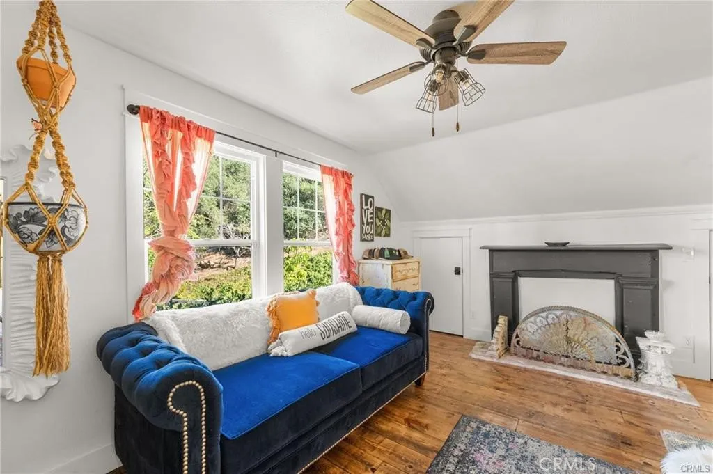 https://cdn.realtyfeed.com/cdn/127/306711604/730bc782800698172126a70e228258a6.webp